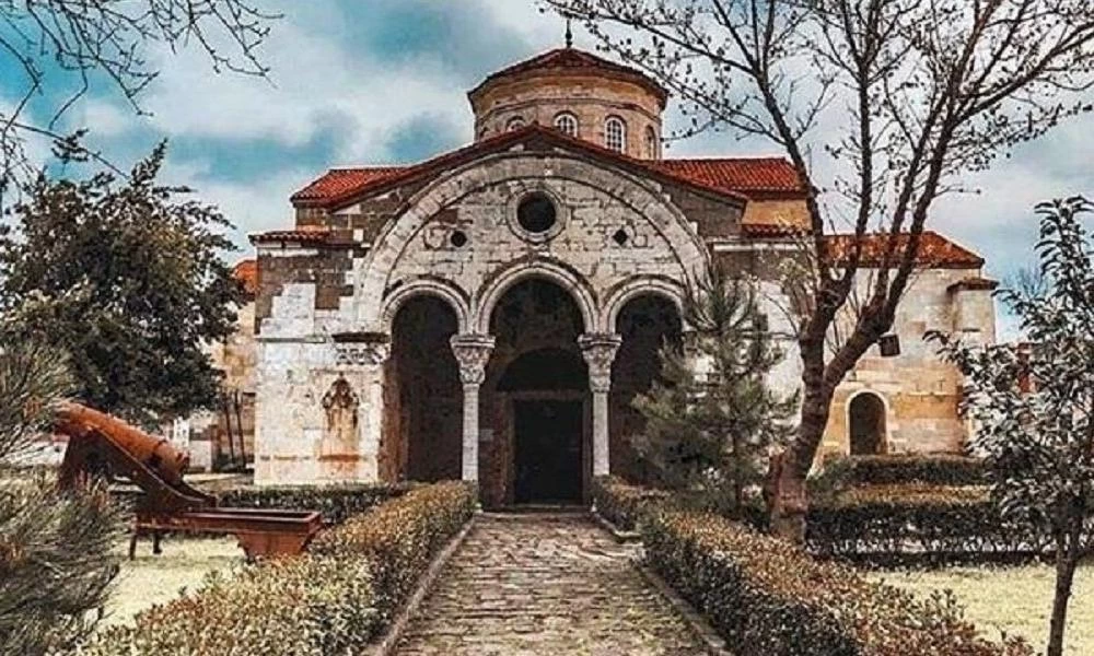Ανοίγει σήμερα ως τζαμί και η Αγία Σοφία Τραπεζούντας: Τι θα γίνει με την Παναγία Σουμελά
